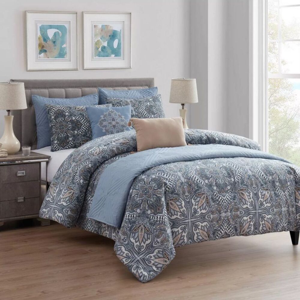 VCNY 8pc Valore Medallion Coordinating Comforter & Quilt Set King Blue Bedding